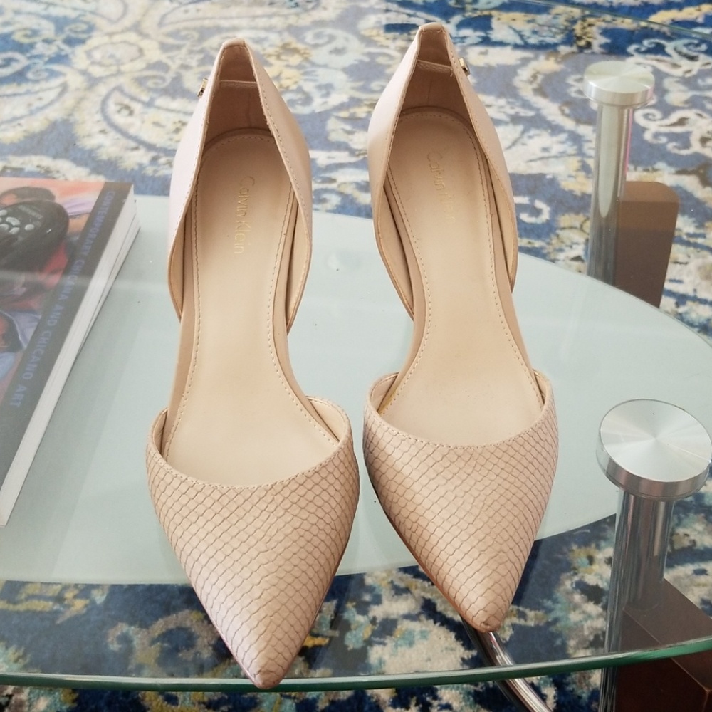Calvin Klein pumps